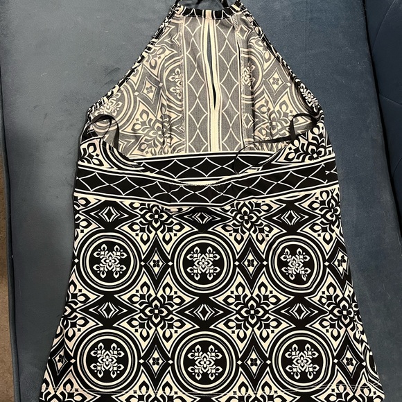 BCBG MAXAZRIA HALTER TOP - Picture 2 of 2